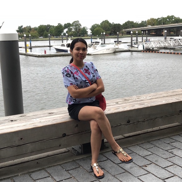 Meet your Posher, Emma - Picture 1 of 1